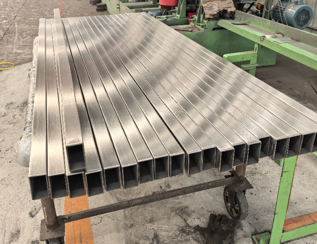 聊城方管 矩形管 无缝方管生产厂家